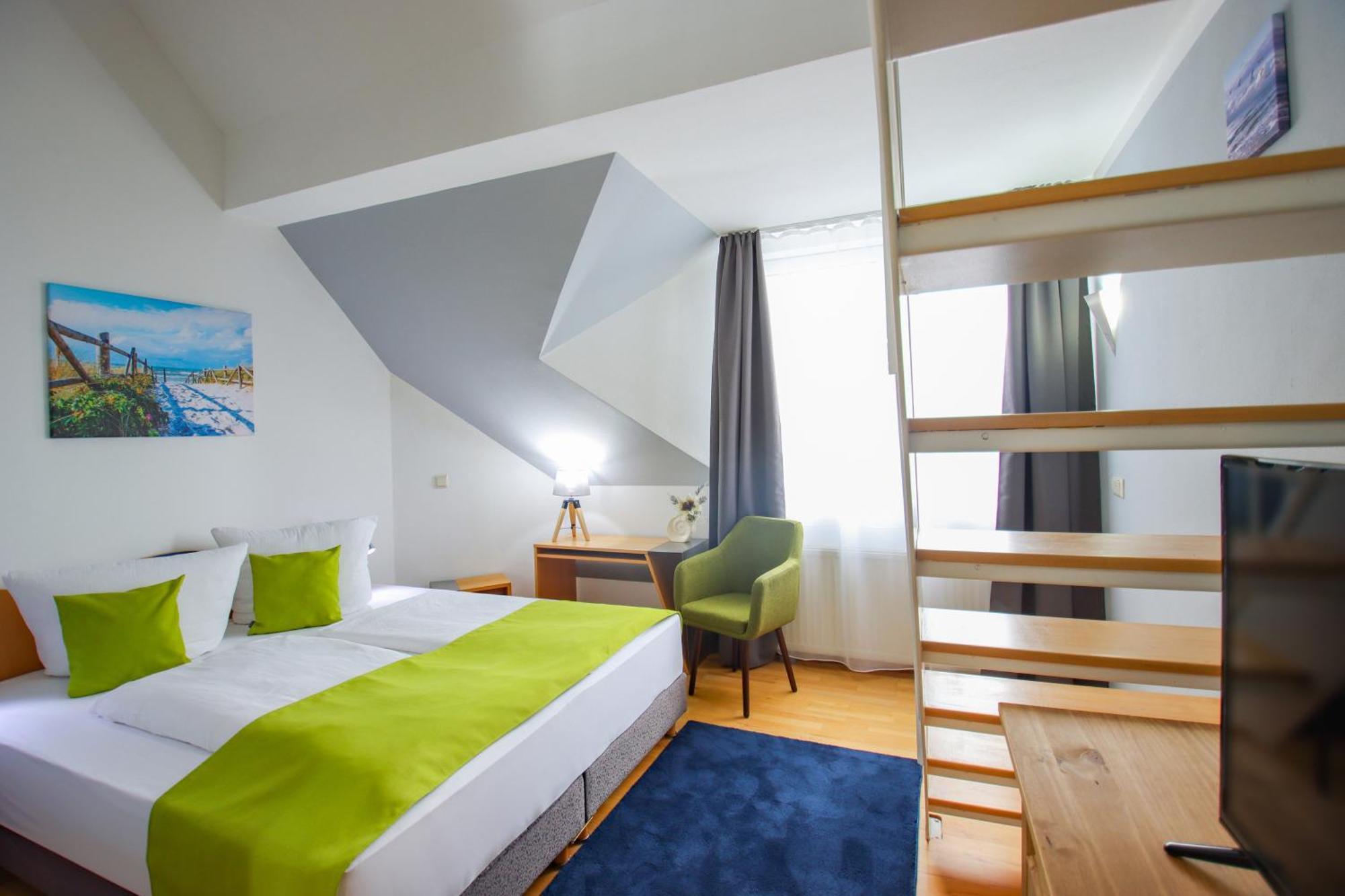 Inselhotel Kleiner Bodden Buschvitz Kültér fotó