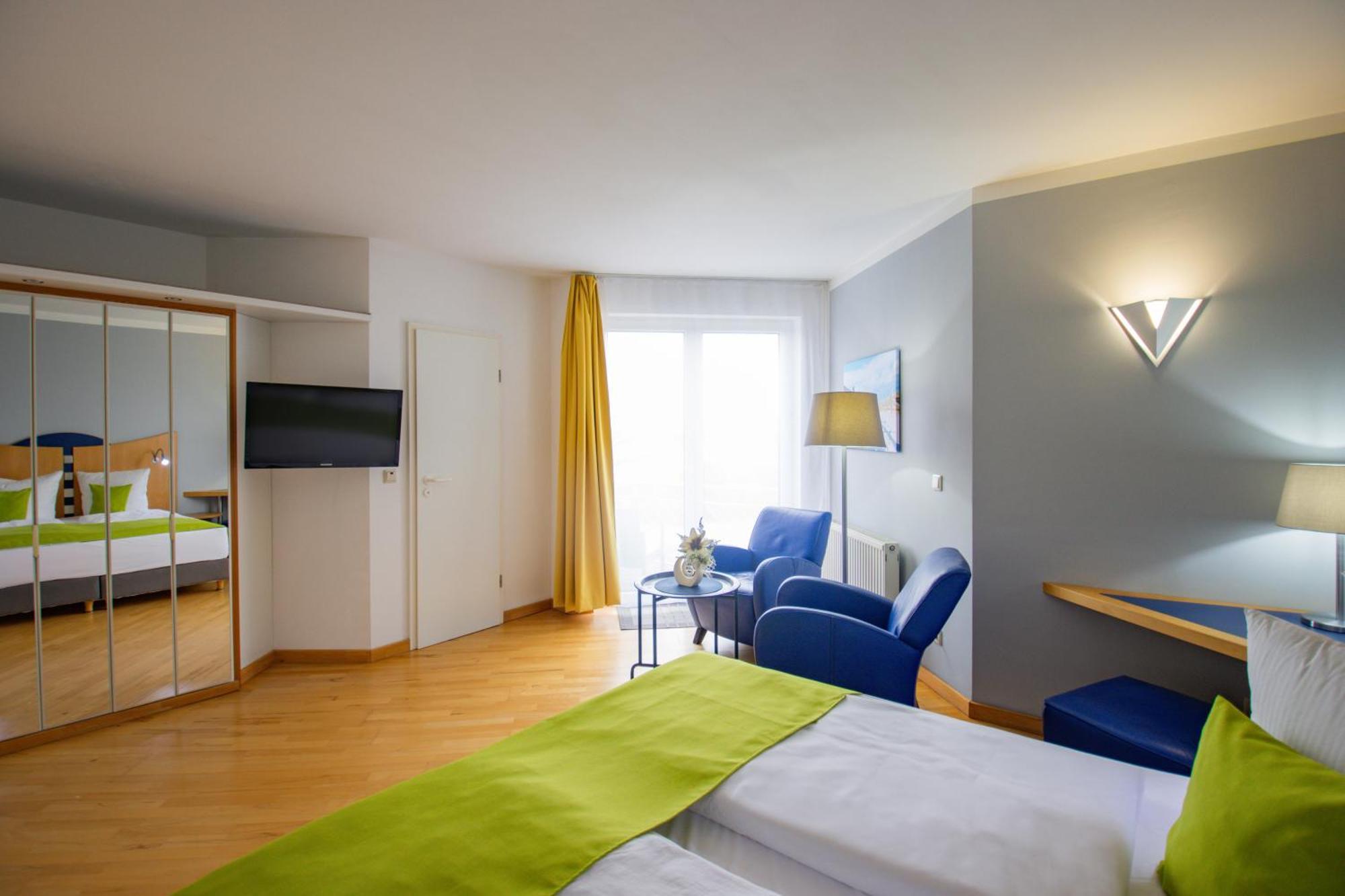Inselhotel Kleiner Bodden Buschvitz Kültér fotó