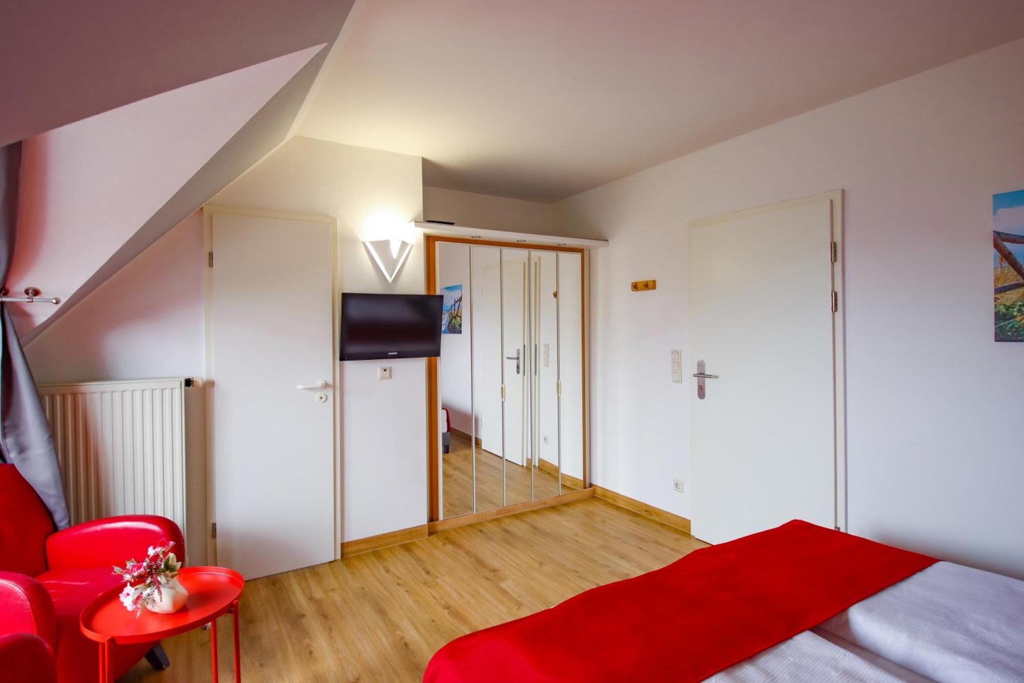 Inselhotel Kleiner Bodden Buschvitz Kültér fotó
