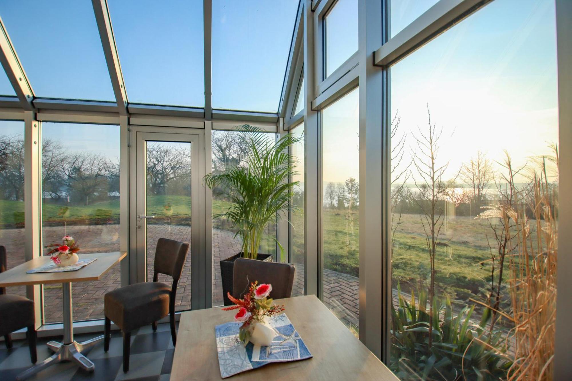 Inselhotel Kleiner Bodden Buschvitz Kültér fotó